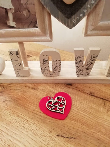 bijou pendentif coeur en bois